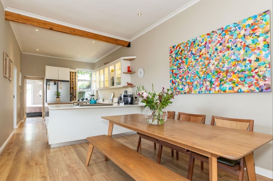2 Bedroom Property for Sale in Sea Point Western Cape